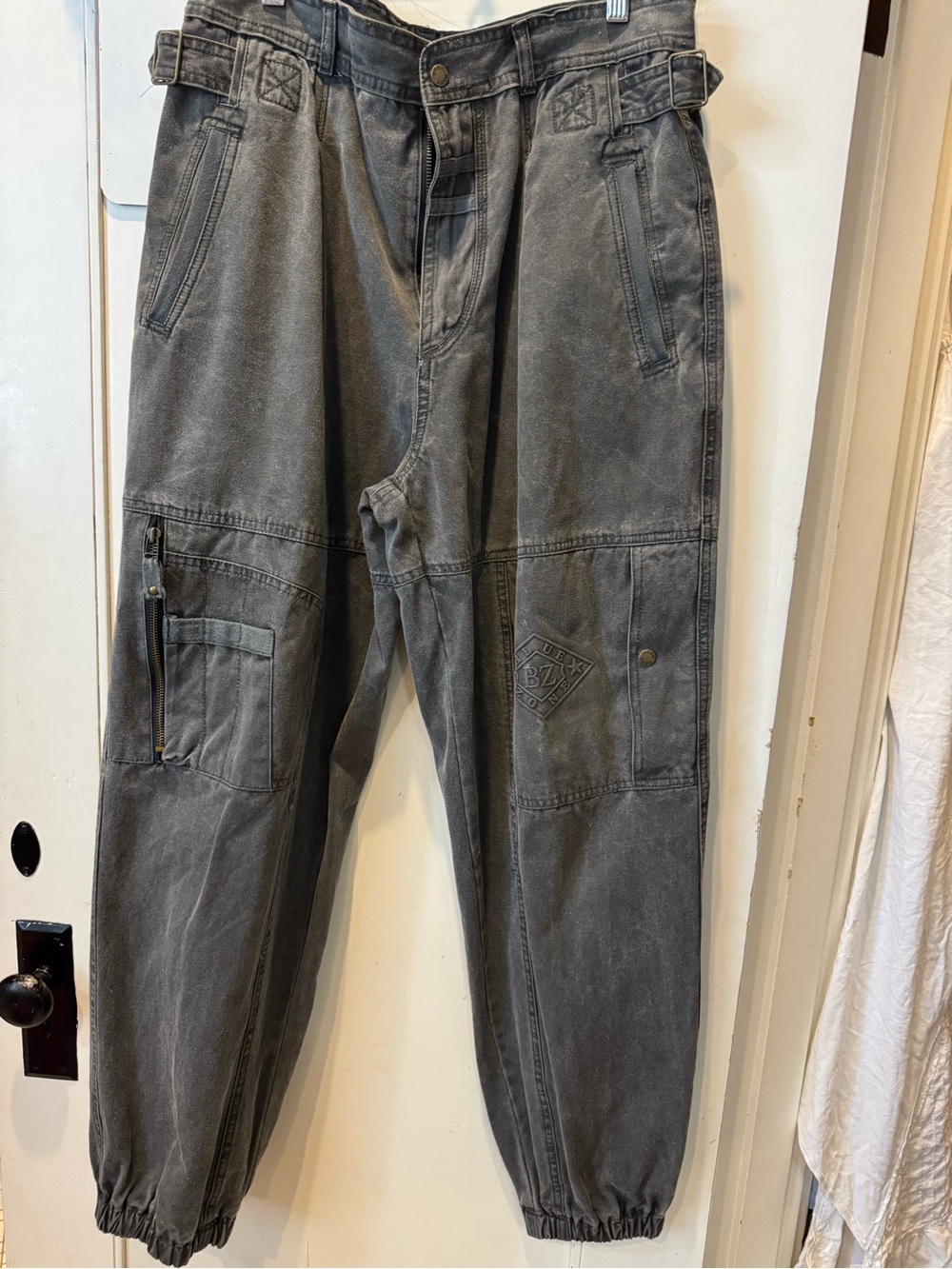 Vintage BlueZone 100% Cotton Men's Gray Cargo Jogger Pants